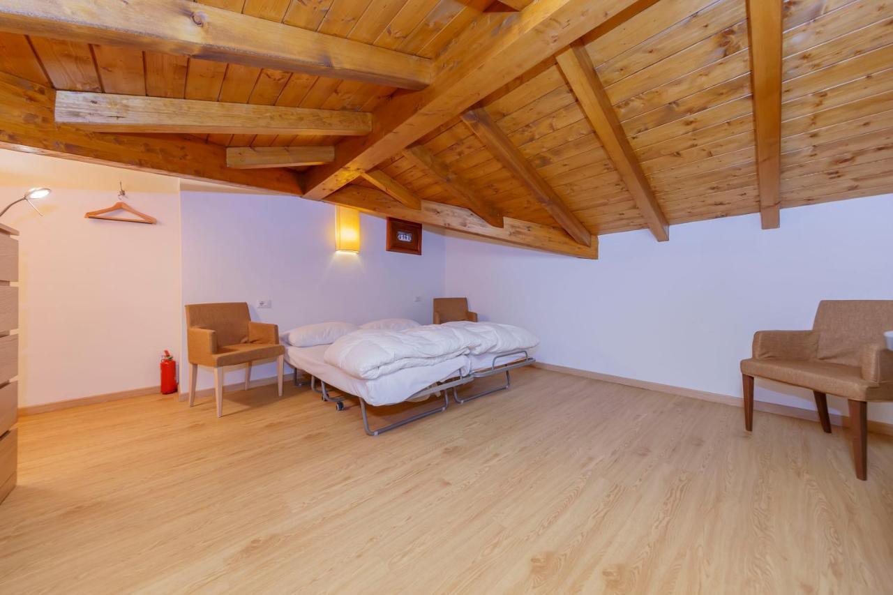 Casa Bohemia Apartment Ghiffa Luaran gambar
